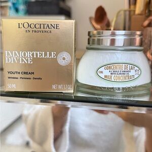 L'OCCITANE Immortelle Divine Youth Cream - Gold and White and Milk concentrate.